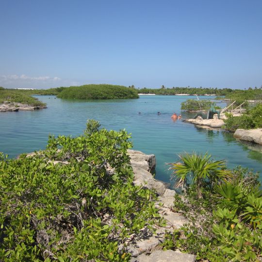 Yal Kú Lagoon