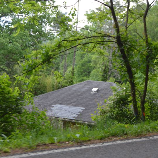 Milligan Shuford Wise and Theron Colbert Dellinger Houses