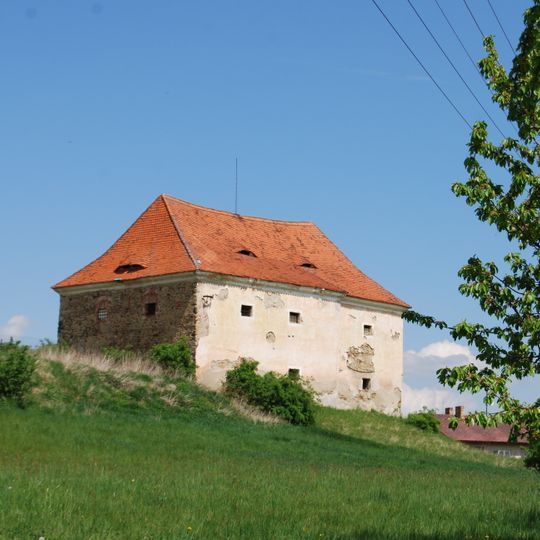 Lipovice Castle
