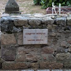 Cimetière médiéval
