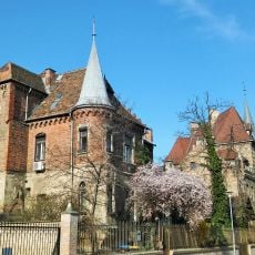 László-Villa