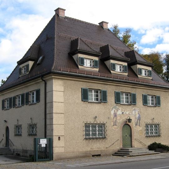 Münchener Straße 8