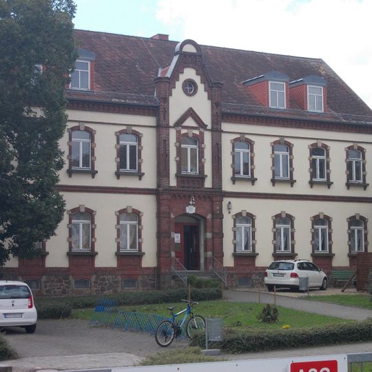 Schule Dresdner Straße 30c