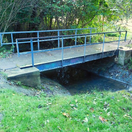Footbridge over Motolský potok near Vstupní street