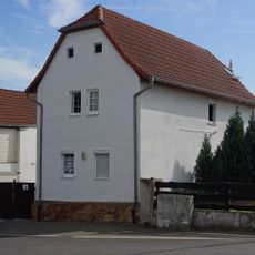 Kirchplatz 4