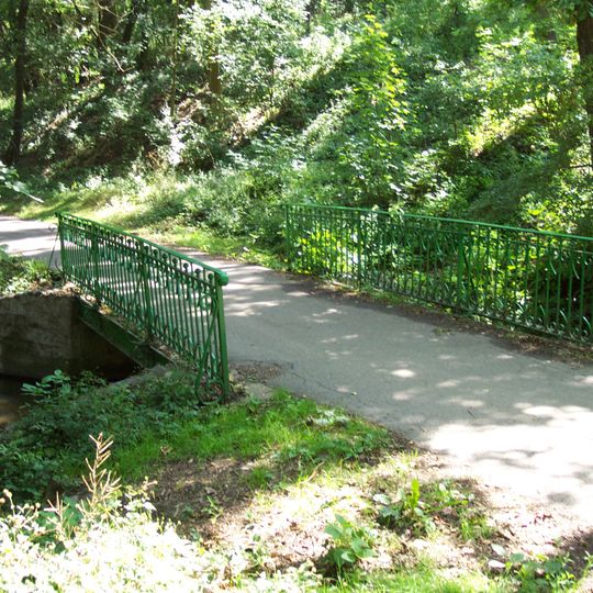 Most přes Šárecký potok jihozápadně od Želivky