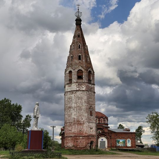 Колокольня Троицкой церкви
