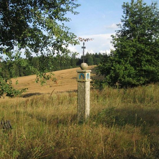 Boží muka jihozápadně od Milotiček