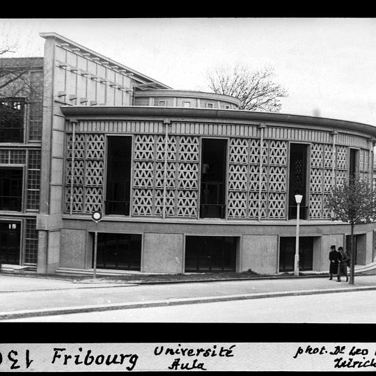 University Complex Miséricorde and Chapel Christ-Roi