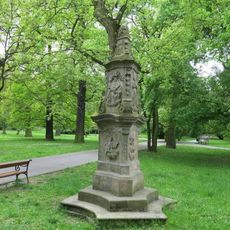 Sloup Panny Marie v Zámecké zahradě v Teplicích