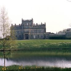 Kinmount House