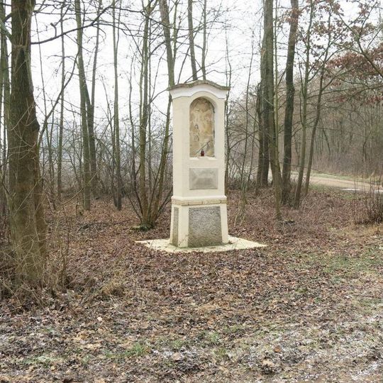Kaplička na rozcestí jižně od Píst