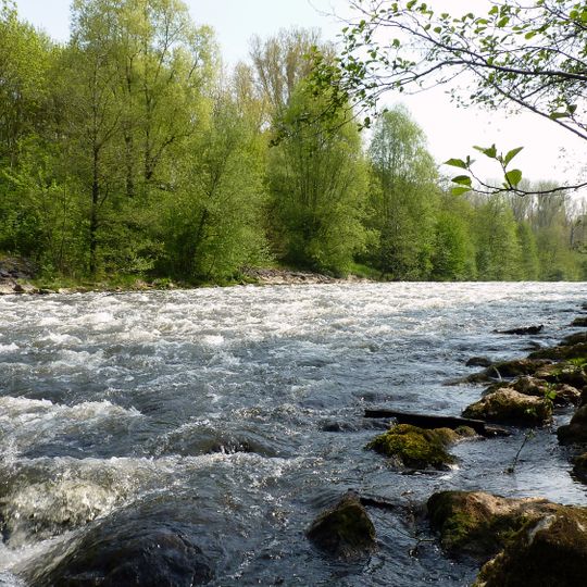 Kellenberg und Rur zwischen Flossdorf und Broich