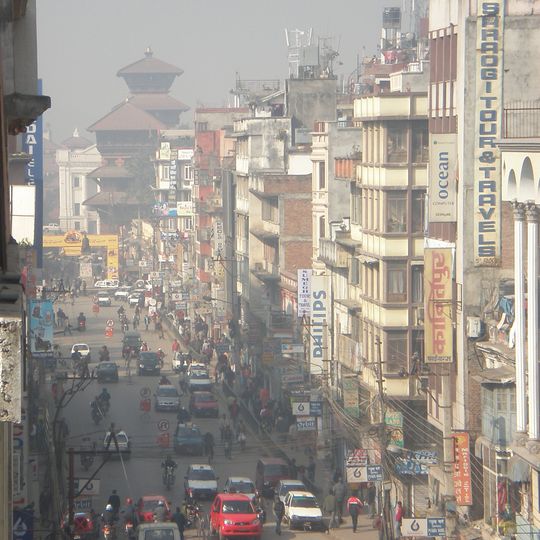 Nueva carretera de Katmandú