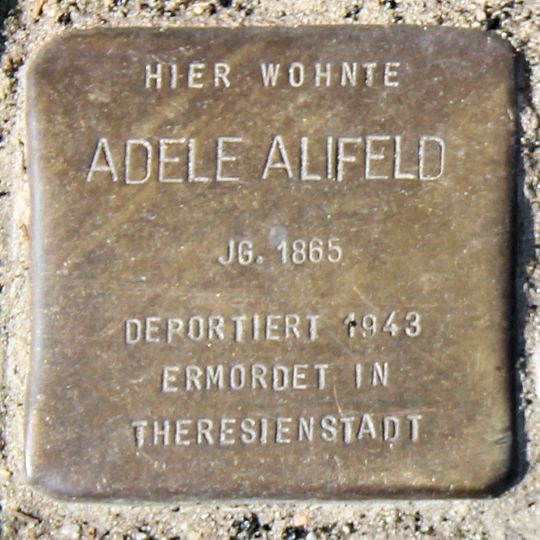 Stolperstein en memoria de Adele Alifeld