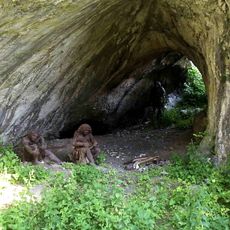 Ciemna Cave