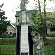 Pomník padlým v I. a II. sv. v. , podstavec