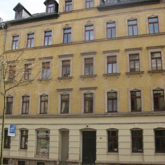 Mietshaus in geschlossener Bebauung Tschaikowskistraße 56