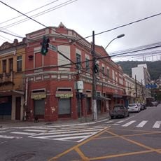 House at Avenida República, nº 81, corner with Avenida Presidente Florentino Avidos, nº 377