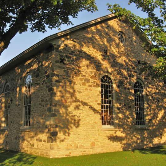 Vieille église en pierre