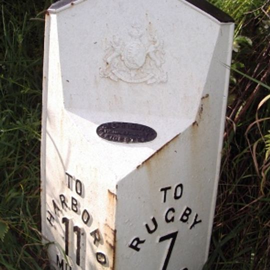 Milepost, Rugby Road; N of Gravel Hill