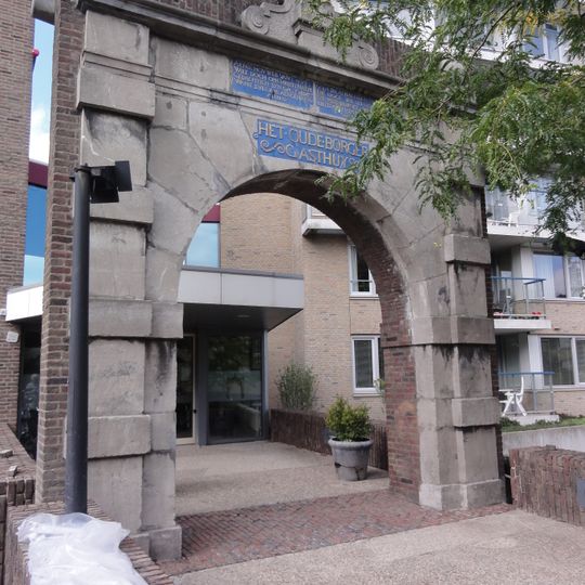 Poort Oud Burgeren Gasthuis