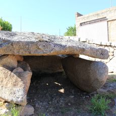 Dolmen di Alzoledda