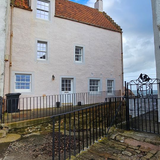 Pittenweem, 7 The Gyles