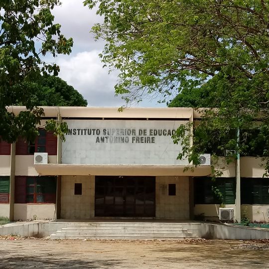 Escola Normal Antonino Freire