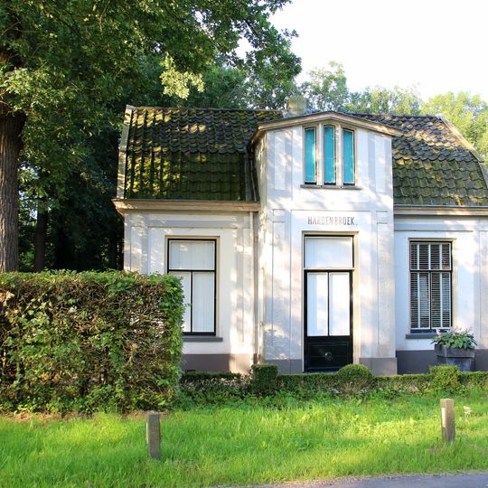 Hardenbroek: Dienstwoning