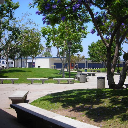 Los Alamitos High School