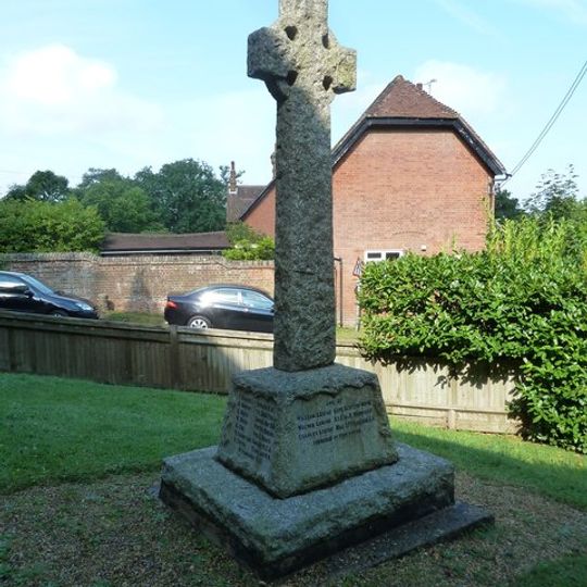 Ewshot WW1 Cross