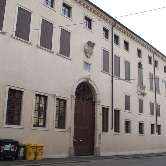 Palazzo Giustiniani Baggio
