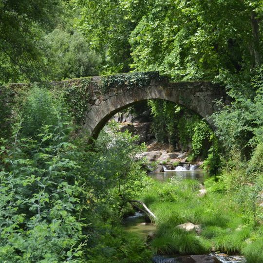 Ponte sobre o rio Moimenta