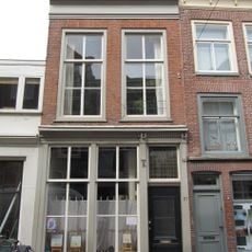 Pand met eenvoudige lijstgevel