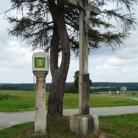 Kříž na křižovatce u odbočky na Rankov
