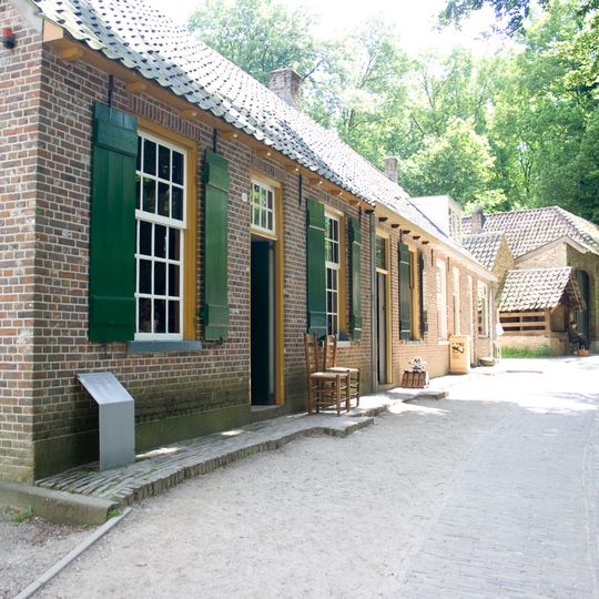 Vier arbeidershuisjes