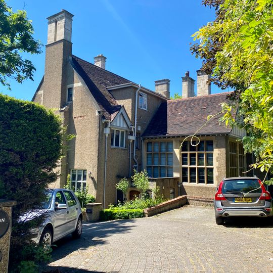 Moreton House