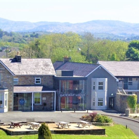 The Gateway Lodge