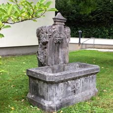 Brunnen