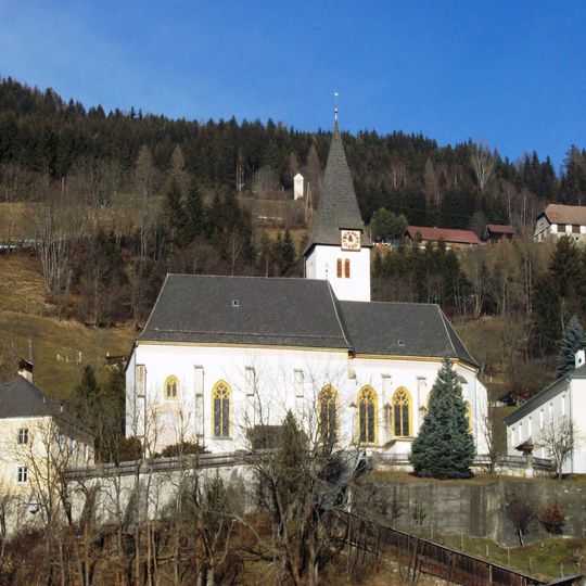 Kath. Pfarrkirche hl. Johannes der Täufer mit Kirchhof