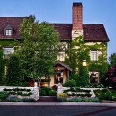 Deerpath Inn