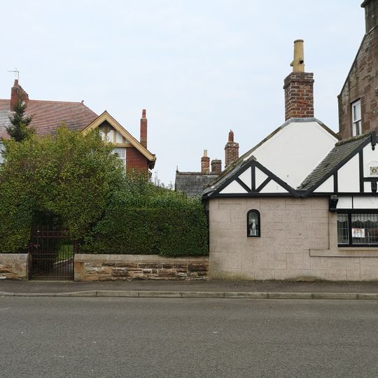 Cranes Meadow, 28 The Mall, Montrose