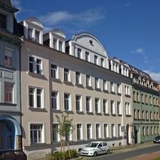 Mietshaus in geschlossener Bebauung Dr.-Wilhelm-Külz-Straße 6