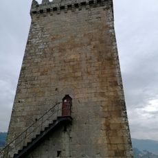 Edifício na Rua de Baixo e Largo da Misericórdia