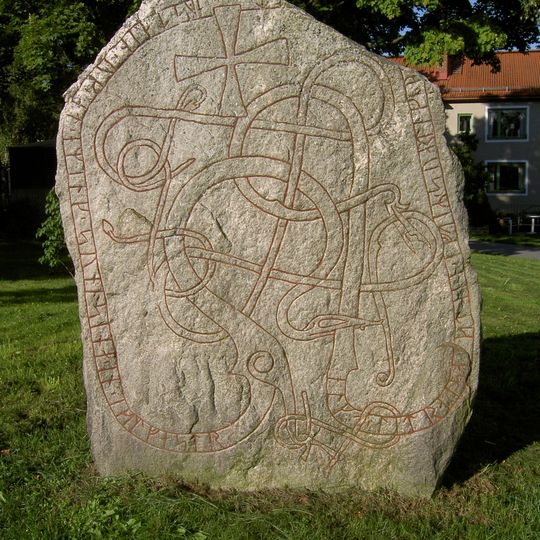 Uppland Runic Inscription Fv1953;263