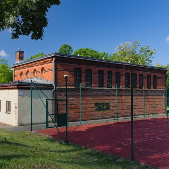 Sala gimnastyczna w zespole szkół w Pyskowicach