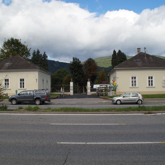 Eingangstor Zentralfriedhof Leoben