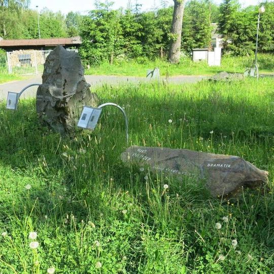 Památník rodáků u Lesního divadla v Nýrsku