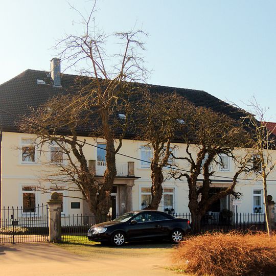 Nenndorfer Straße 83